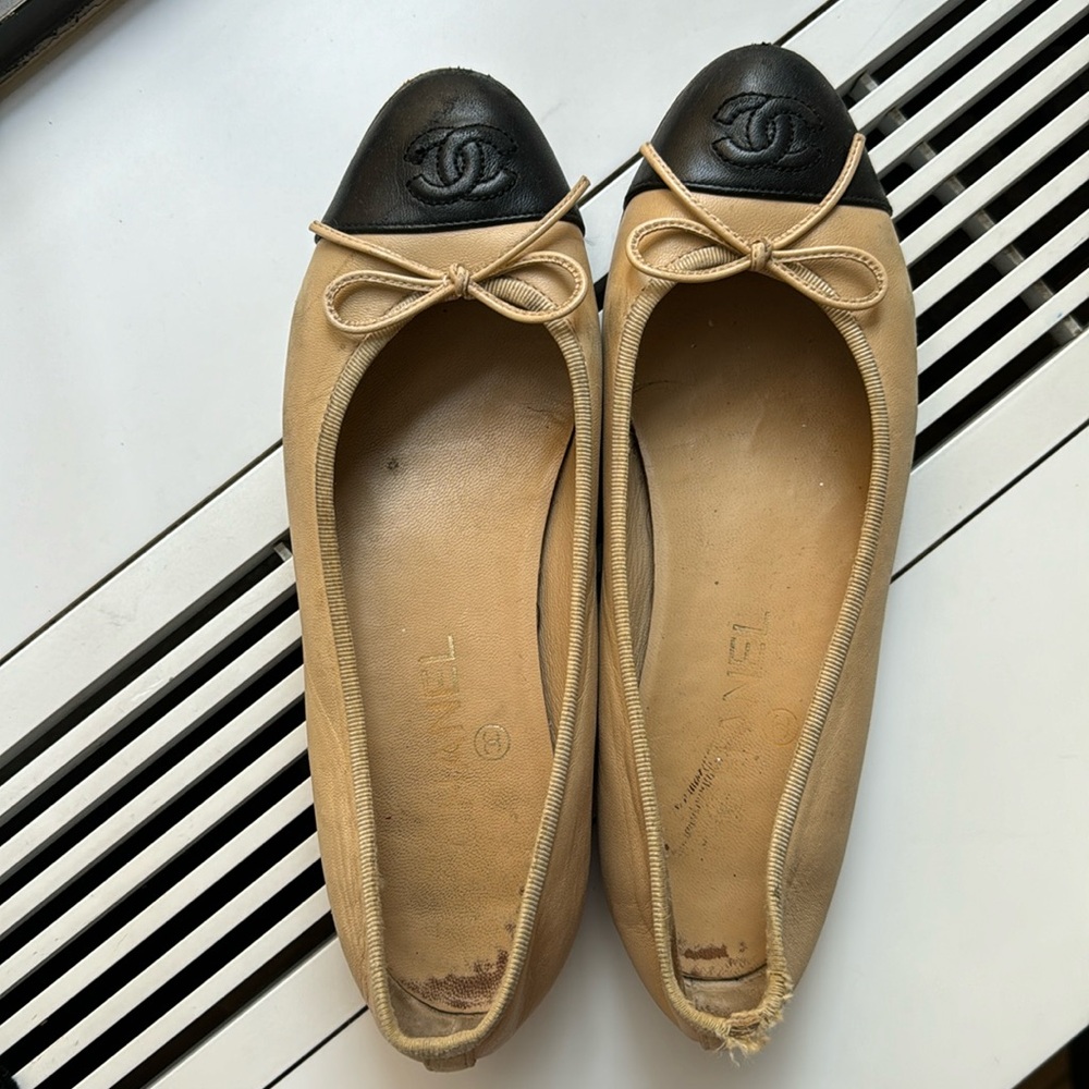 Chanel classic ballerina flats